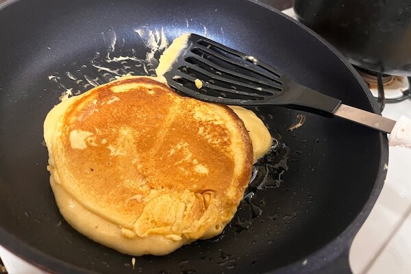 ベースフード　パンケーキミックス　作り方