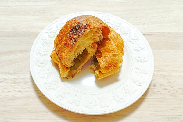 コンビニ（ローソン）バゲットクロワッサン おいも