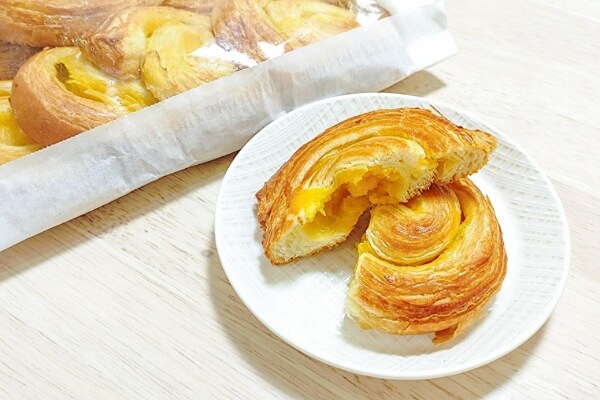コストコ　パン　メロンスワール　盛り付け