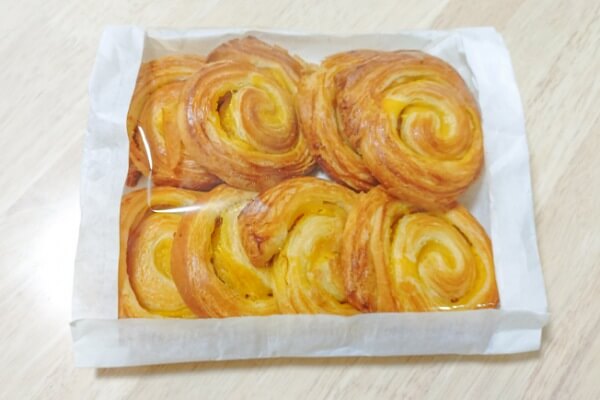 コストコ　パン　メロンスワール