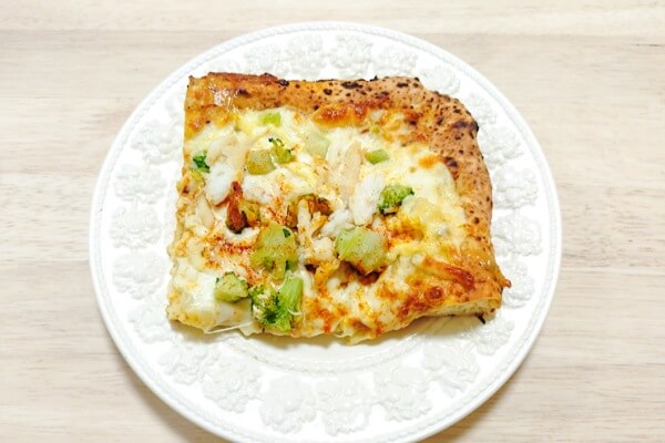 コストコ クラブミートピザ 盛り付け